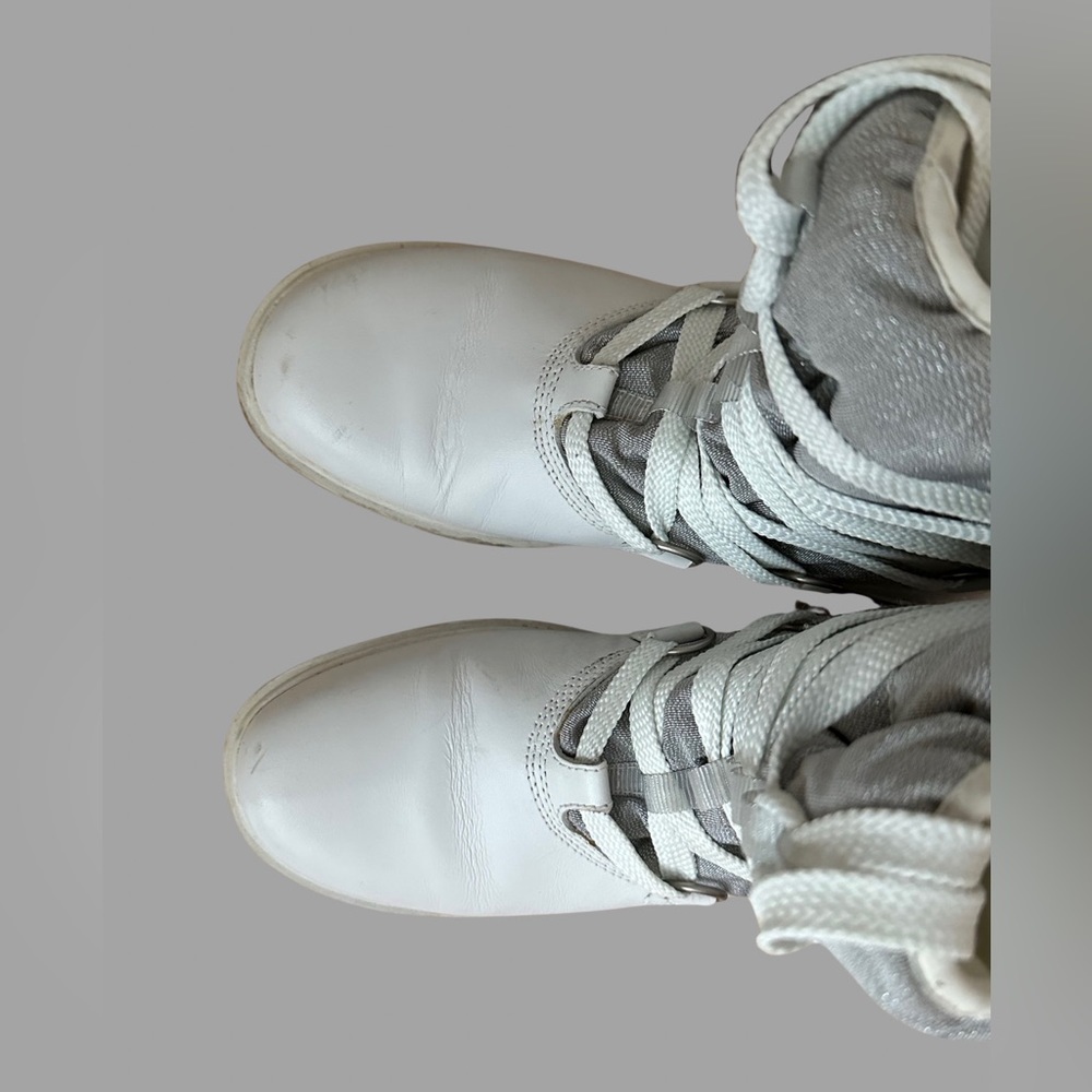 TIMBERLAND White Genuine Leather Boot Women’s Size 7. - Picture 13 of 16